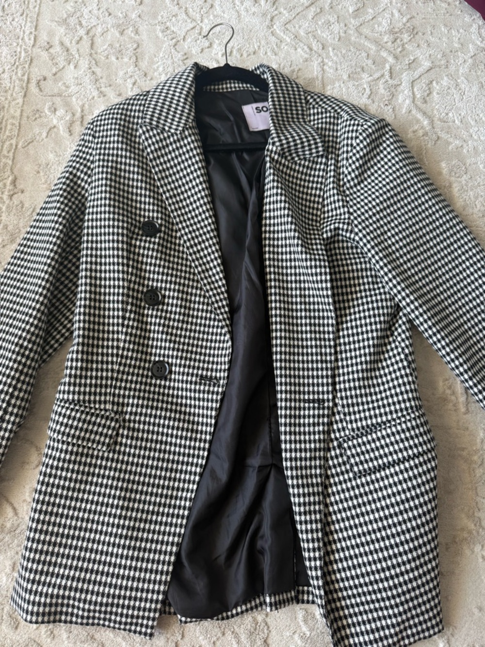 SO Black & White Houndstooth Double-Breasted Blazer
